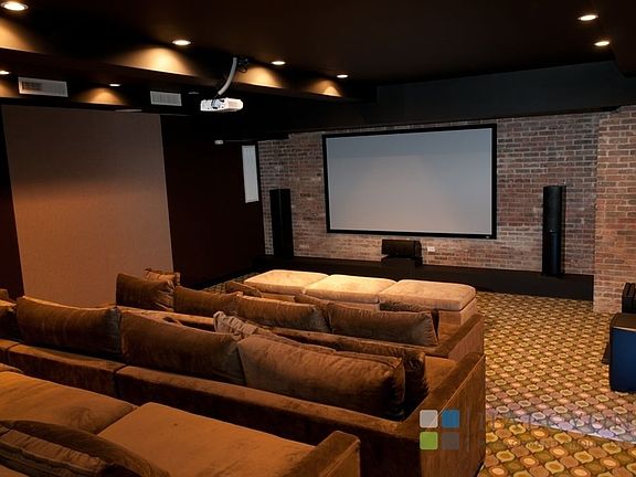 5th image of 301 Sullivan Pl APT 6L