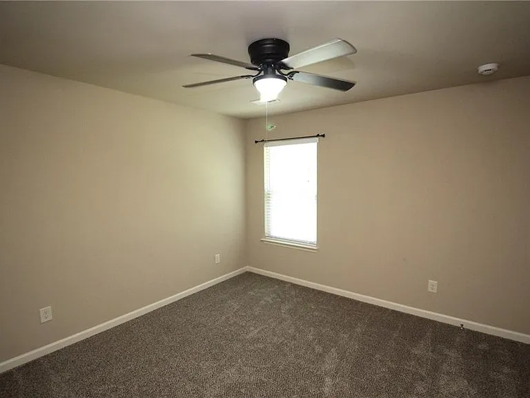 1317 Castleberry Dr — Photo 19