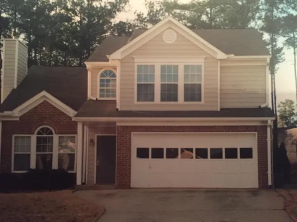 1436 Glynview Cir, Lawrenceville, GA 30043