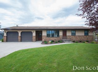 1420 Sixteen Mile Rd, Kent City, MI 49330