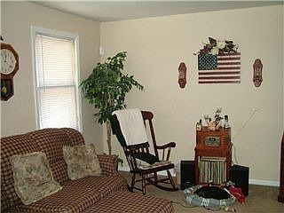 1st image of 102 Fantasia Dr