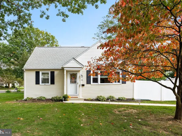 300 W 2nd Ave, Barrington, NJ 08007