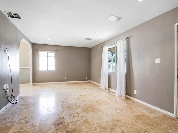3rd image of 7515 Eton Ave