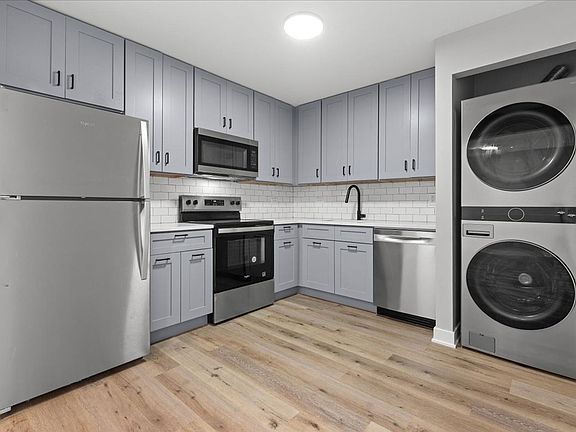 2nd image of 1000 E Orchard St APT 106