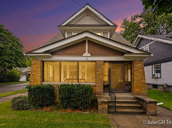 539 Garfield Ave NW, Grand Rapids, MI 49504