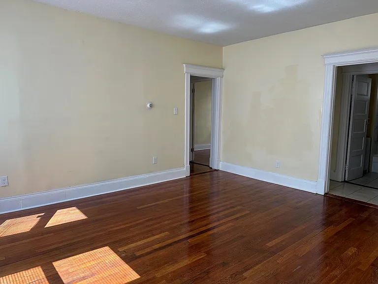 148 Adams St #2 — Photo 2