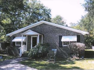 653 York St, Mount Pleasant, SC 29464