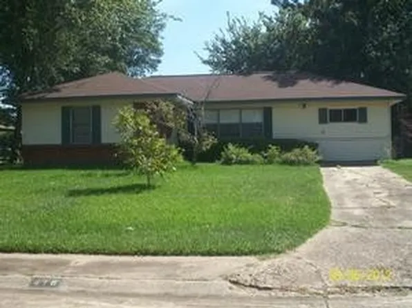 416 Wisteria St, Lake Jackson, TX 77566