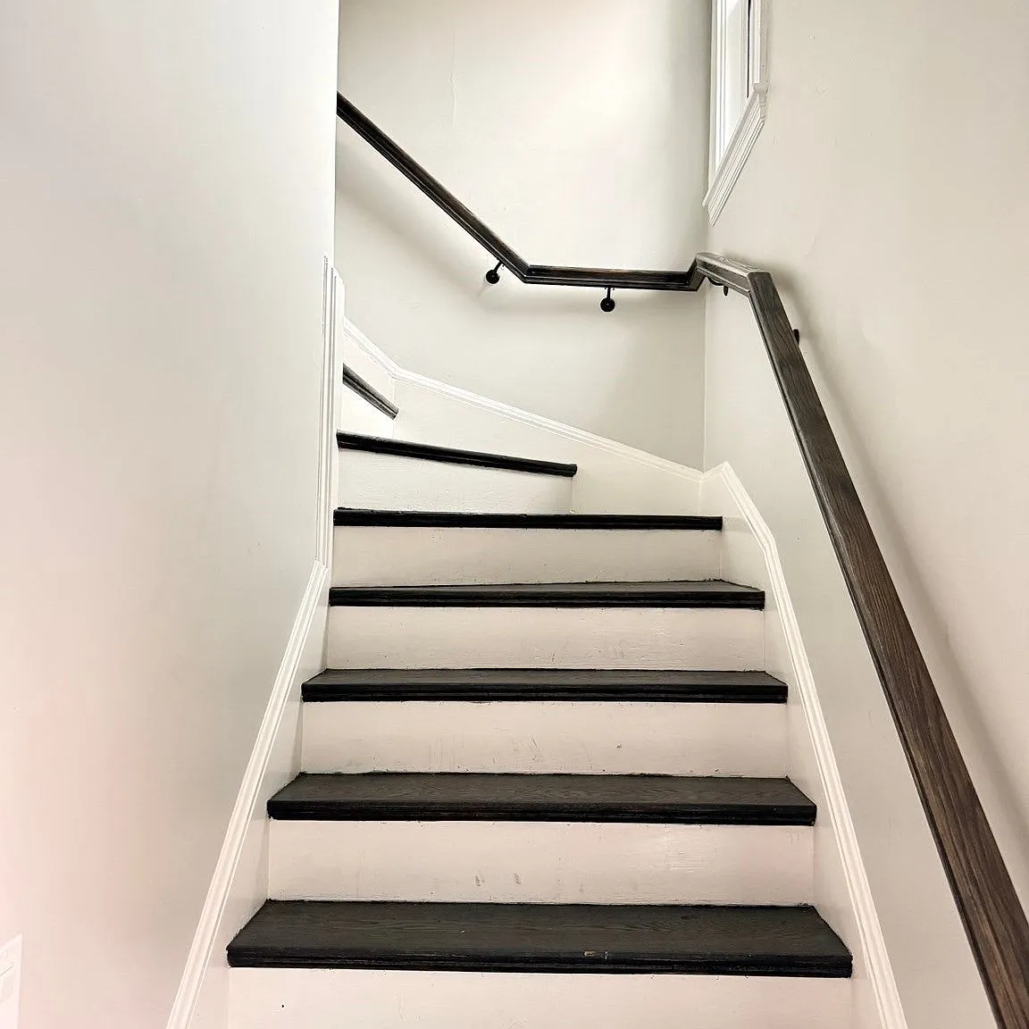 3 bed, 1326 sqft, $3,700 — Photo 3