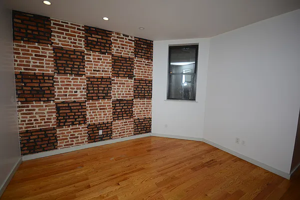 Rented by EXR | media 2