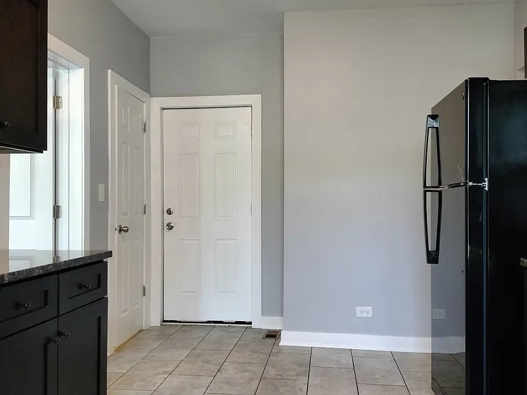 6601 S Bishop St #1 — Photo 15