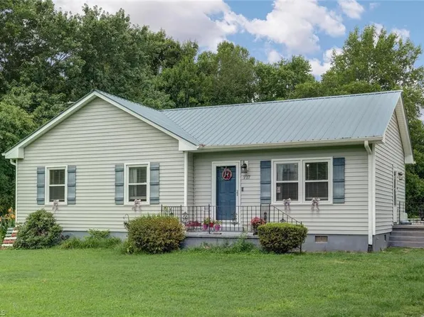 717 Hines Hatchett Rd, Yanceyville, NC 27379