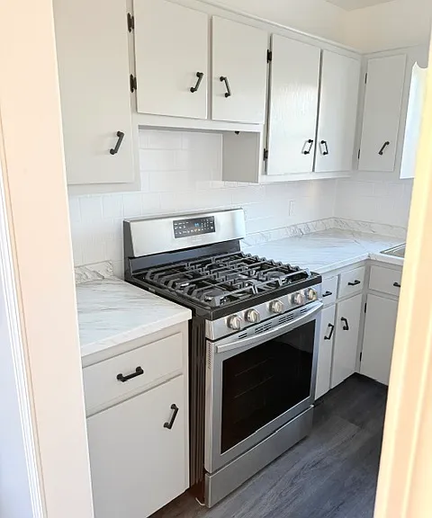 14 Beetle St — Photo 2