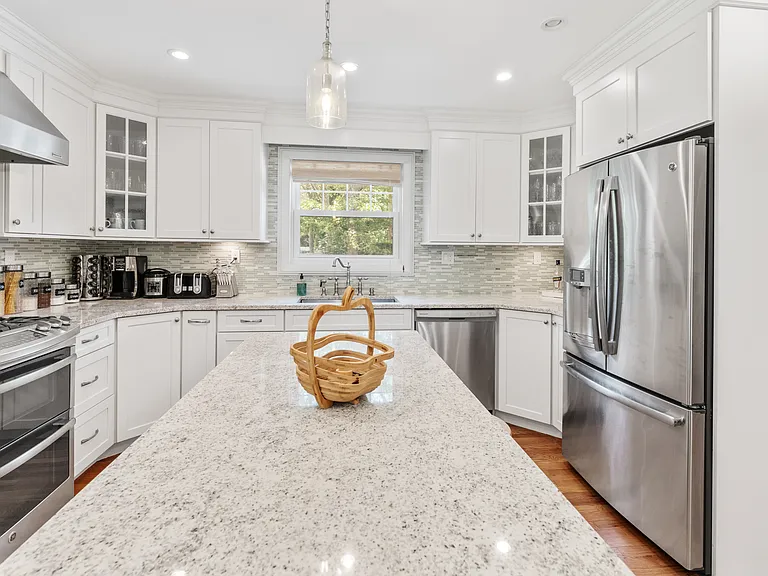 96 Wainscott Northwest Rd — Photo 7