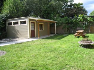 3821 SE Main St #B, Portland, OR 97214