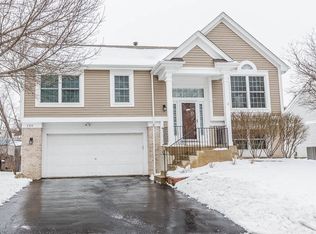 260 Arlington Ln, Grayslake, IL