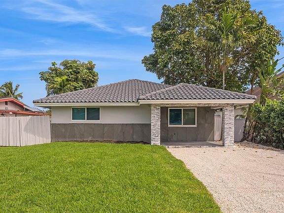 2nd image of 4440 SW 26th Avenue