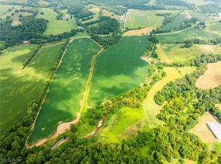 19 County Rd, Coshocton, OH 43812