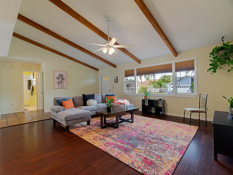 6130 Francis St — Photo 8