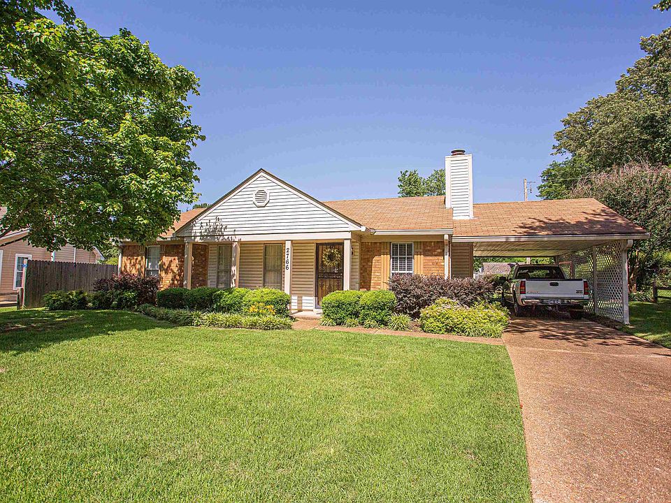 1st image of 2766 Lakeside Dr