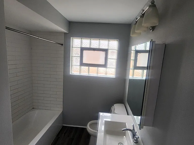 12428 S Laflin St — Photo 5