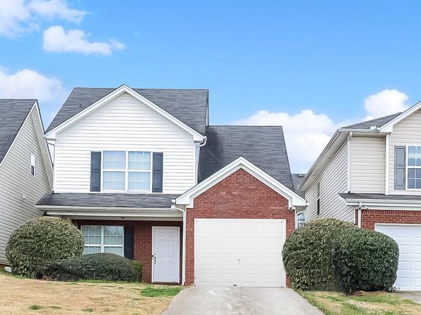 668 Carlton Pointe Dr