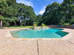 300 Oak Trail Dr, Double Oak, TX 75077