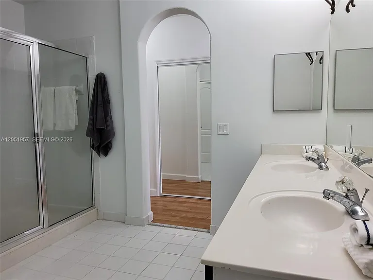 11252 NW 54th Ter — Photo 14