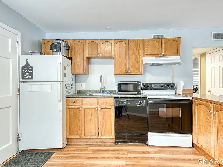 7 Ardman Dr — Photo 8
