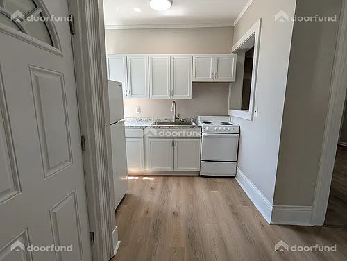 4 Balloon Lndg #103 Photo 1 4 Balloon Lndg #103 Photo 1