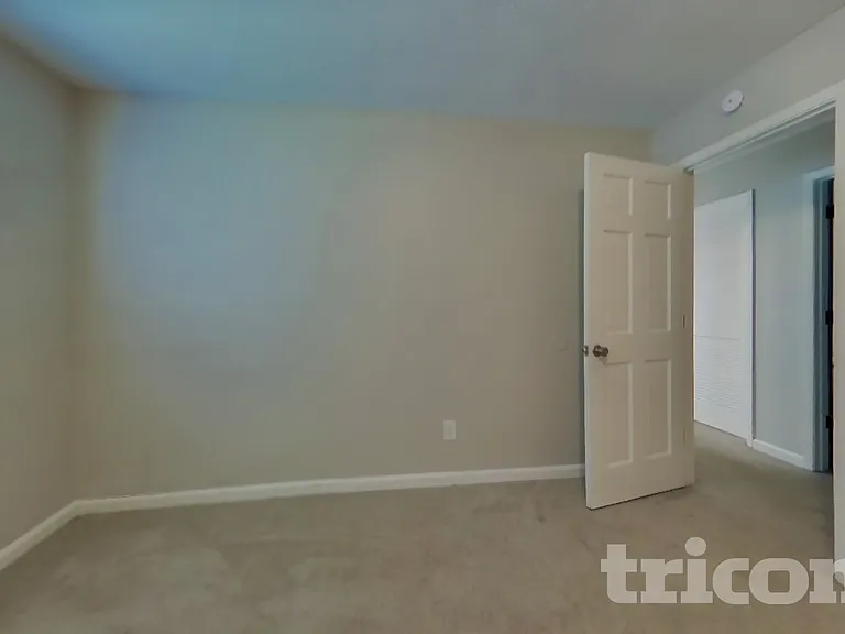 4930 Heritage Valley Dr — Photo 14