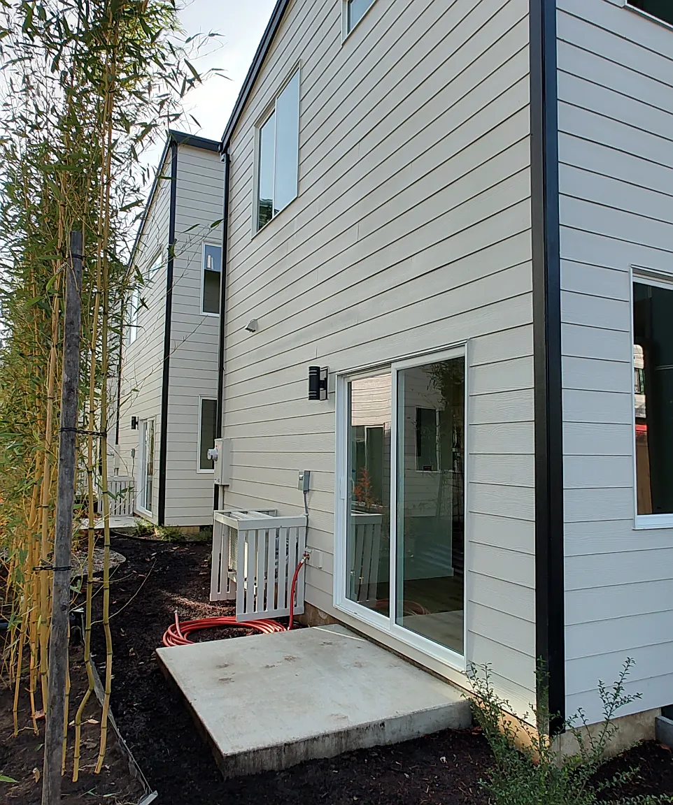 2 bed, 721 sqft, $2,100 — Photo 4