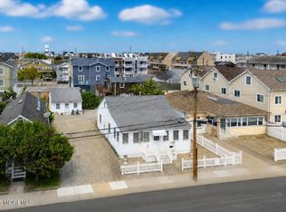 212 Carteret Ave, Seaside Heights, NJ 08751