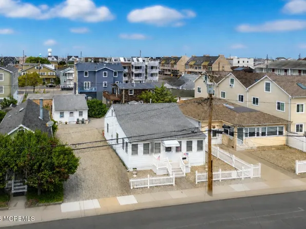 212 Carteret Avenue, Seaside Heights, NJ 08751
