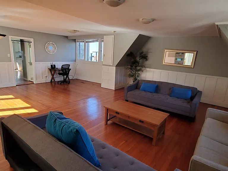 905 Ashbury St #5 — Photo 2