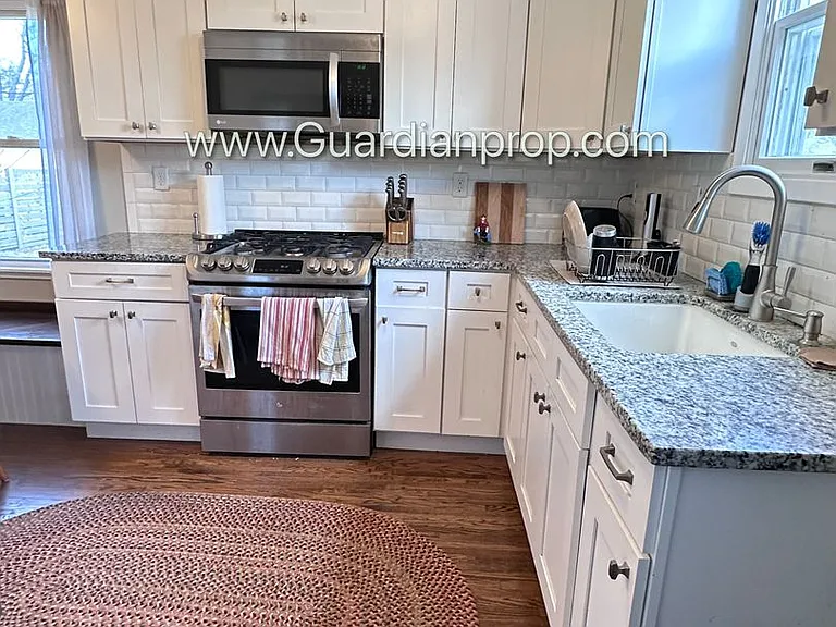 2700 Florida Ave S — Photo 6