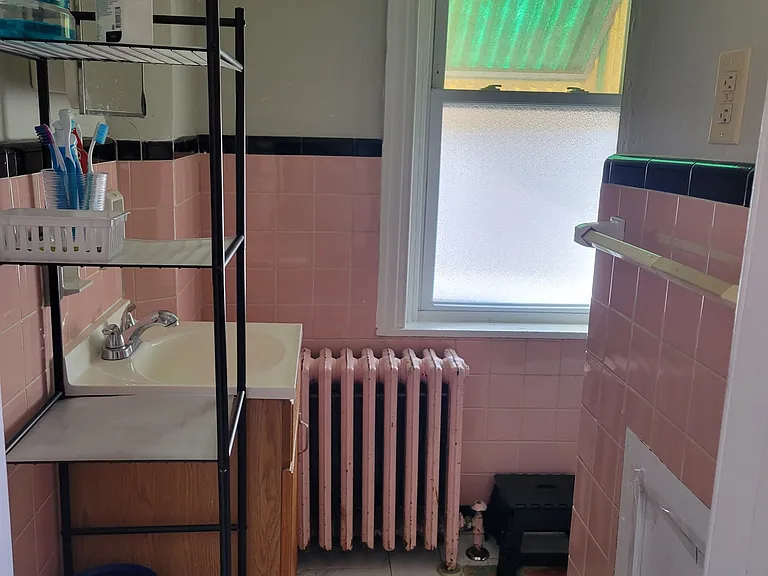 510 Maple St — Photo 5