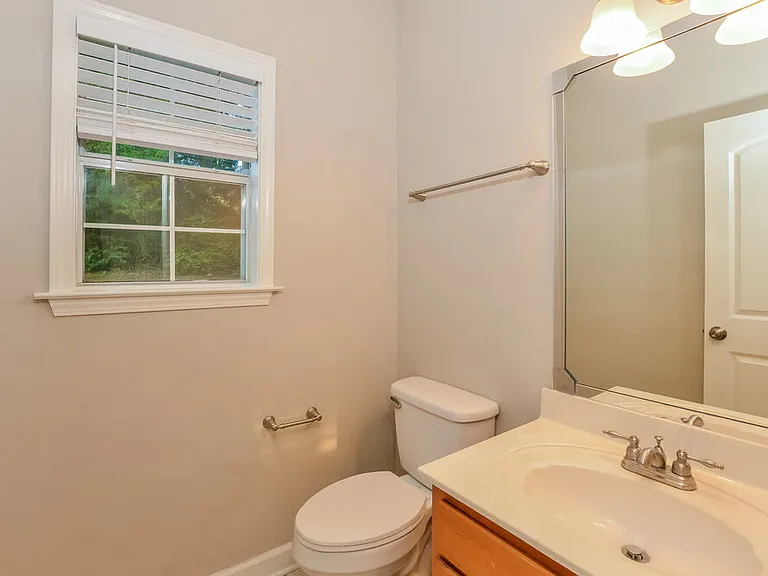 1140 Casentino St — Photo 16