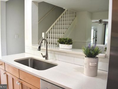 19127 Windsor Rd, Triangle, VA, 22172