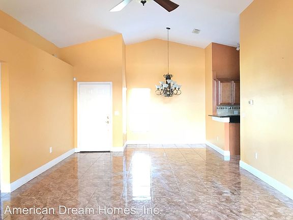 4th image of 876 Ferry Landing Ln