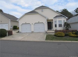 48 Summerhill Dr, Manahawkin, NJ
