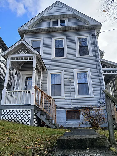139 N Clinton St #2 Photo 1