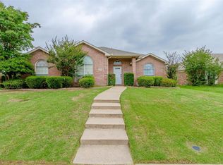 2304 Summit Dr, McKinney, TX 75071