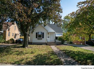 1930 N 6th St, Springfield, IL 62702