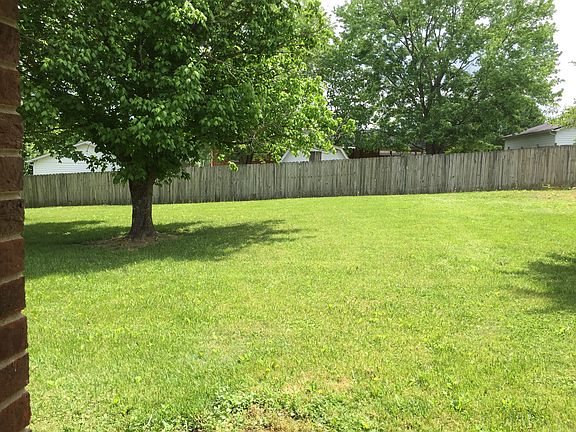 3rd image of 203 Lee Ave