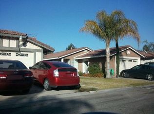 738 W Home St, Rialto, CA 92376