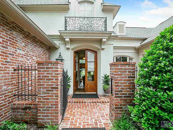 2nd image of 19202 Spyglass Hill Dr