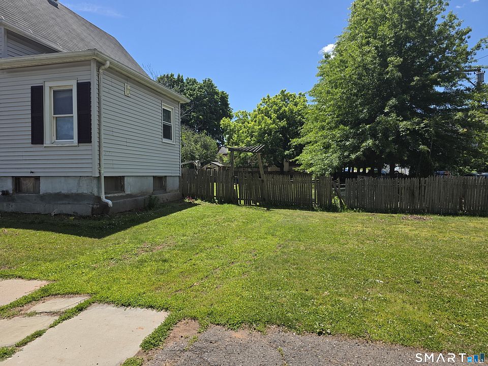 2nd image of 28 Pine Street