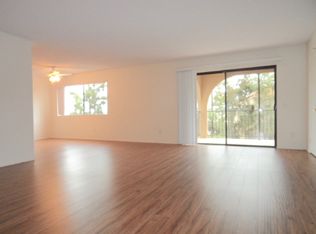 8611 Lemon Ave APT 05, La Mesa, CA 91941