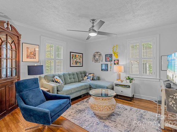 5th image of 534 Alta Vista Dr